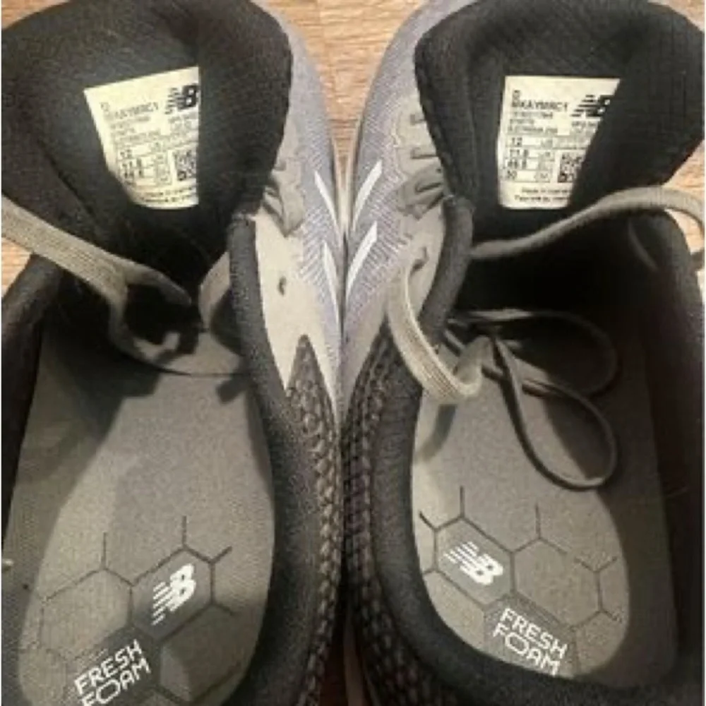 Brand new New Balance men’s tennis shoes - Picture 3 of 5